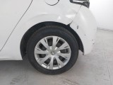  Peugeot  208 PEUGEOT  / 2015 / 5P / BERLINA VAN ACTIVE BLUEHDI 75CV #17