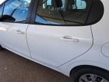  Peugeot  208 PEUGEOT  / 2015 / 5P / BERLINA VAN ACTIVE BLUEHDI 75CV #50