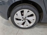  Volkswagen  Golf VOLKSWAGEN  / 2019 / 5P / BERLINA 2.0 TDI SCR STYLE DSG #18
