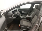  Mercedes  CLA-Klasse Mercedes-Benz CLA Shooting Brake CLA 180 d Aut. 5d #3