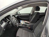  Volkswagen  Passat Volkswagen  2.0 TDI 90kW Style DSG 4d #3