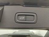  Volvo  V60 VOLVO  - 2018 2.0 T8 TE 303 R-Design Gear. Plug (EU6d-T.) 5d #31