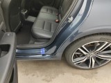  Volvo  V60 VOLVO  - 2018 2.0 T8 TE 303 R-Design Gear. Plug (EU6d-T.) 5d #37