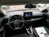  Toyota  Yaris TOYOTA  / 2020 / 5P / berlina con portón 1.5 120H Business Plus #3