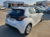  Toyota  Yaris TOYOTA  / 2020 / 5P / berlina con portón 1.5 120H Business Plus #2