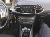  Peugeot  308 PEUGEOT  / 2017 / 5P / berlina con portón 5p Style BlueHDi 130 S&S #14