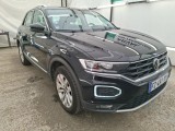  Volkswagen  T-ROC VOLKSWAGEN  / 2017 / 5P / SUV 1.5 TSI 150 EVO CARAT DSG7 #4