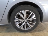  Peugeot  508 PEUGEOT  / 2018 / 5P / STATION WAGON HYBRID 225 ALLURE SW E-EAT8 #19