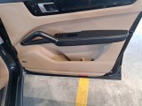  Porsche  Cayenne PORSCHE  / 2017 / 5P / SUV 3.0 V6 E-HYBRID #130