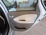  Renault  Zoe RENAULT  / 2013 / 5P / BERLINA  LIFE R90 #89