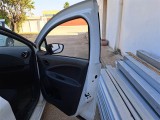  Renault  Zoe RENAULT  / 2019 / 5P / BERLINA  LIFE R110 #142