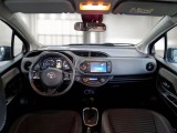  Toyota  Yaris TOYOTA  / 2017 / 5P / BERLINA 1.5 HYBRID BUSINESS #3