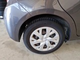  Toyota  Yaris TOYOTA  / 2017 / 5P / BERLINA 1.5 HYBRID BUSINESS #18