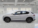  Alfa Romeo  Stelvio ALFA ROMEO  / 2017 / 5P / SUV 2.2 TD 210 CV TI AT8 Q4 #8