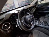  Alfa Romeo  Stelvio ALFA ROMEO  / 2017 / 5P / SUV 2.2 TURBO DIESEL 180CV AT8 Q4 BUSINESS #81