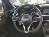  Alfa Romeo  Stelvio ALFA ROMEO  / 2017 / 5P / SUV 2.2 TURBO DIESEL 210CV AT8 Q4 TI #117