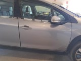  Peugeot  2008 PEUGEOT  / 2016 / 5P / CROSSOVER BLUEHDI 100 ALLURE S/S #44