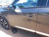 Peugeot  2008 PEUGEOT  / 2019 / 5P / CROSSOVER BLUEHDI 130 EAT8 ALLURE S/S AUT. #28