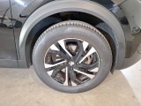  Peugeot  2008 PEUGEOT  / 2019 / 5P / CROSSOVER BLUEHDI 130 EAT8 ALLURE S/S AUT. #17