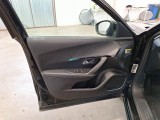  Peugeot  2008 PEUGEOT  / 2019 / 5P / CROSSOVER BLUEHDI 130 EAT8 ALLURE S/S AUT. #106