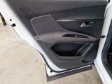  Peugeot  3008 PEUGEOT  / 2016 / 5P / SUV BLUEHDI 130 EAT8 SeS BUSINESS #96
