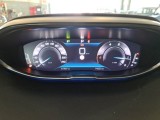  Peugeot  3008 PEUGEOT  / 2020 / 5P / SUV BLUEHDI 130 EAT8 SeS ALLURE #4