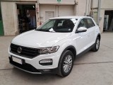  Volkswagen  T-ROC VOLKSWAGEN  / 2017 / 5P / SUV 2.0 TDI SCR BUSINESS BMT DSG 4MOTION 