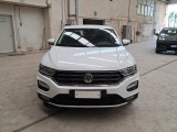  Volkswagen  T-ROC VOLKSWAGEN  / 2017 / 5P / SUV 2.0 TDI SCR BUSINESS BMT DSG 4MOTION #6