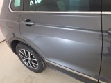  Volkswagen  Tiguan VOLKSWAGEN  / 2016 / 5P / SUV 2.0 TDI SCR 110KW BUSINESS BMT DSG #42