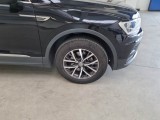  Volkswagen  Tiguan VOLKSWAGEN  ALLSPACE / 2017 / 5P / SUV 2.0 TDI SCR 110KW BUSINESS BMT DSG #36