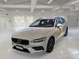  Volvo  V60 VOLVO  / 2018 / 5P / STATION WAGON D3 GEARTRONIC BUSINESS 